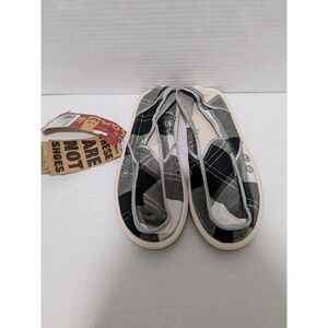 Sanuk Women's Shoes - Black And White - Size 5